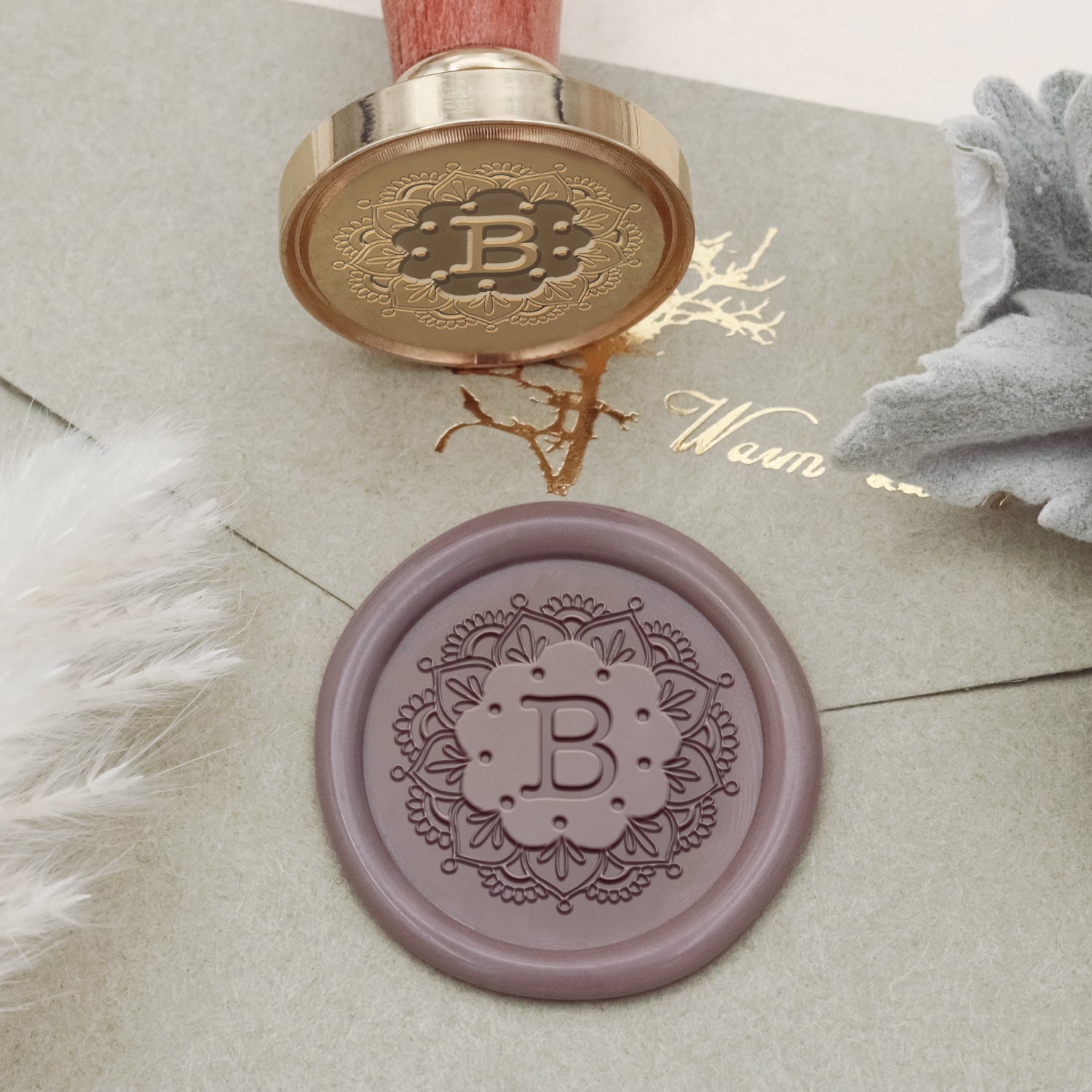 Chuchotements Énigmatiques Tampon Encreur Sceau de Cire Lotus Initial Personnalisé 2